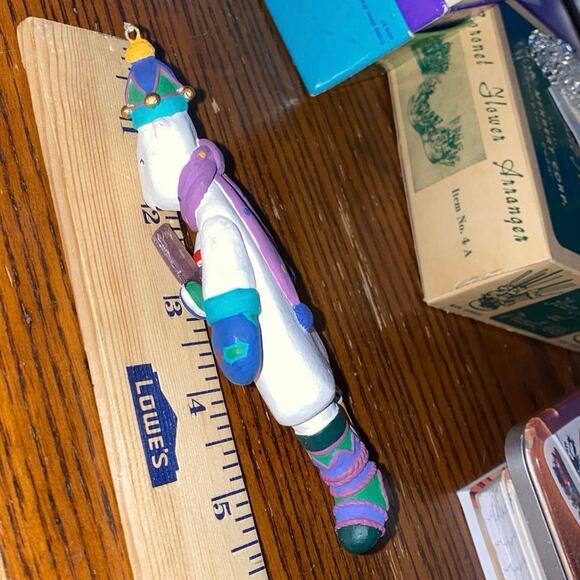 Department 56 Polar Bear Ornament Winter Warm Up Collection Popsicle Funky Socks - Picture 5 of 10